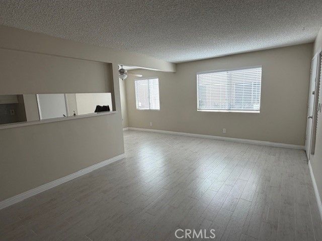 2070 Avenida Placida 3, Simi Valley, CA 93063