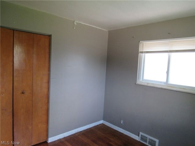 4680 Beechgrove Avenue, Garfield Heights, OH 44125