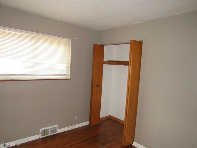 4680 Beechgrove Avenue, Garfield Heights, OH 44125