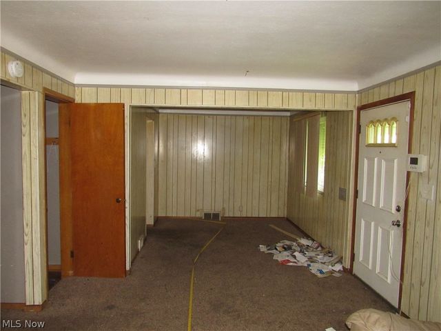 4680 Beechgrove Avenue, Garfield Heights, OH 44125
