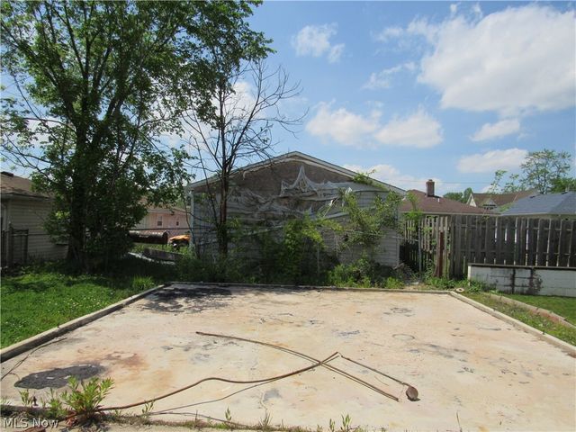 4680 Beechgrove Avenue, Garfield Heights, OH 44125