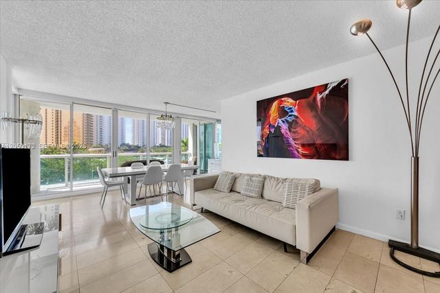 16400 Collins Ave 342, Sunny Isles Beach, FL 33160