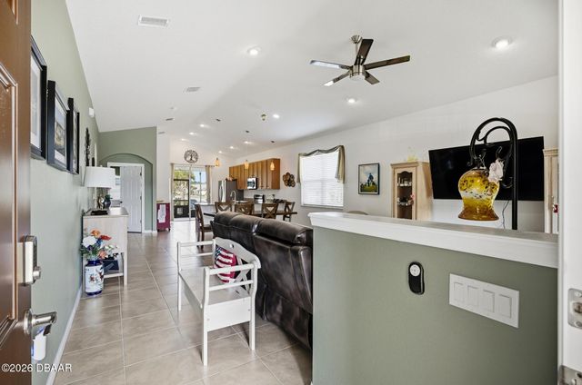 2 Tideway Trail, Palm Coast, FL 32137