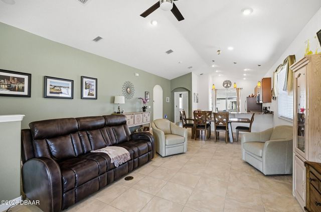 2 Tideway Trail, Palm Coast, FL 32137