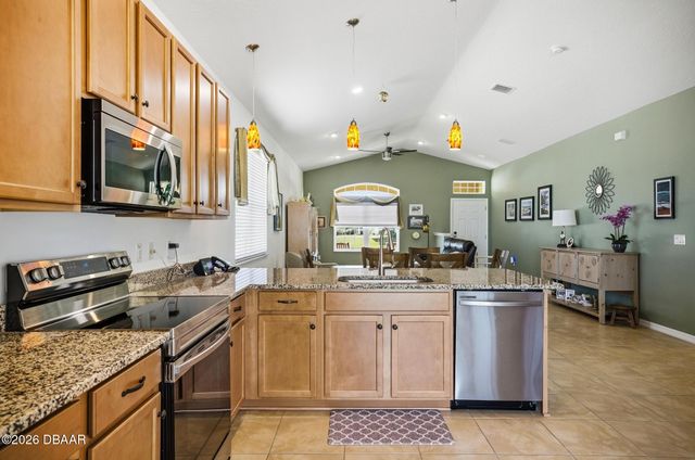 2 Tideway Trail, Palm Coast, FL 32137