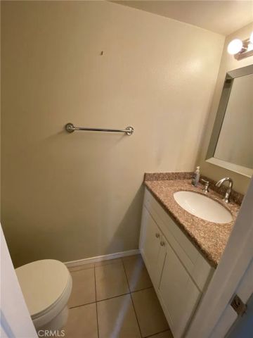 19200 Haynes Street 4, Reseda, CA 91335