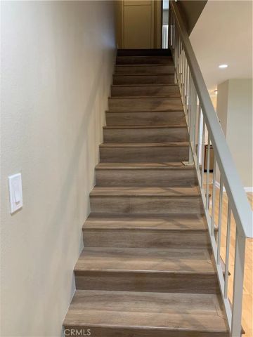 19200 Haynes Street 4, Reseda, CA 91335