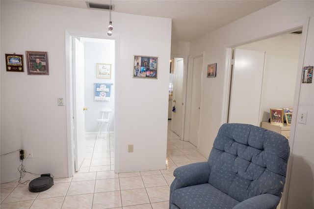 6021 LEMON TREE COURT, Tampa, FL 33625