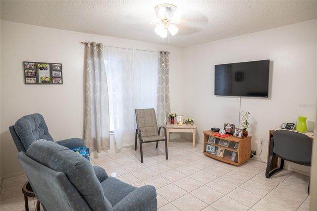 6021 LEMON TREE COURT, Tampa, FL 33625