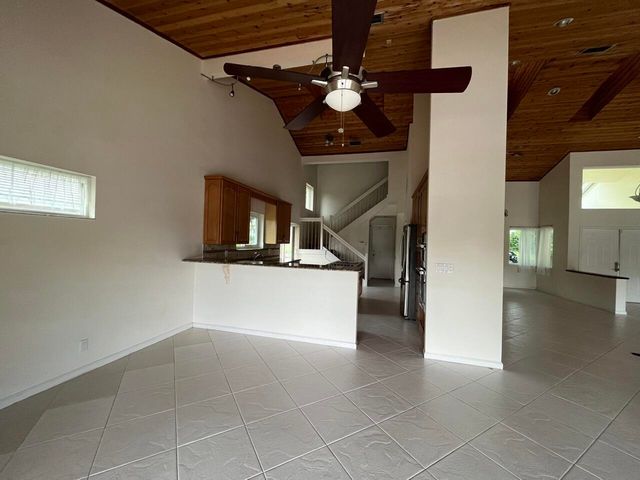 4020 NW 24th Ter Terrace, Boca Raton, FL 33431