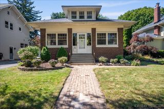 625 S 5th Street, St. Charles, IL 60174