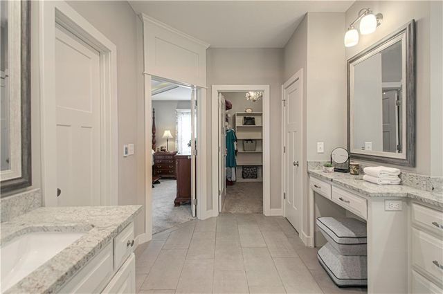 9519 N Lane Avenue, Kansas City, MO 64157
