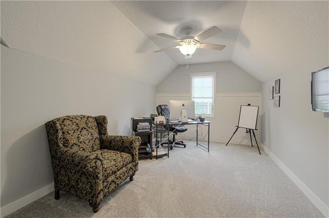 9519 N Lane Avenue, Kansas City, MO 64157