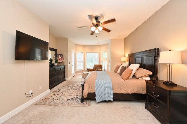 107 Greenfield Ln, Castalian Springs, TN 37031