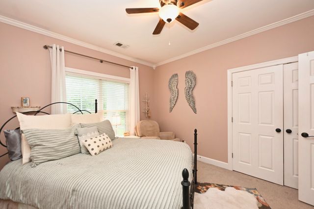 107 Greenfield Ln, Castalian Springs, TN 37031