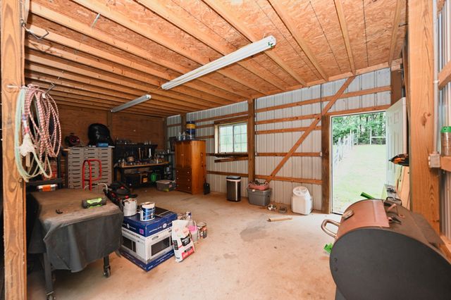 107 Greenfield Ln, Castalian Springs, TN 37031