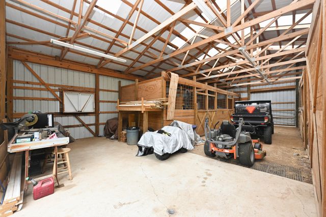 107 Greenfield Ln, Castalian Springs, TN 37031