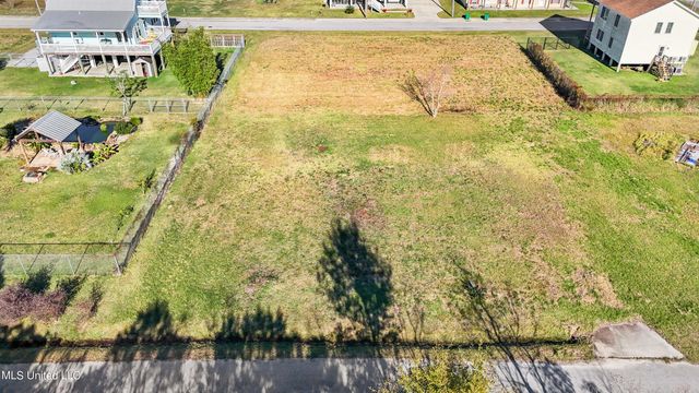 310 Perron Street, Waveland, MS 39576
