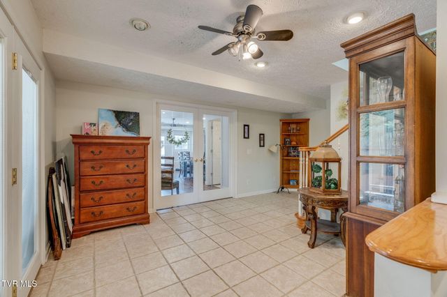 1801 Hermitage Drive, Kingsport, TN 37664