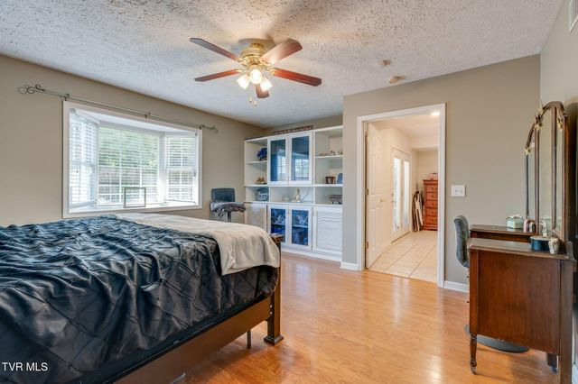 1801 Hermitage Drive, Kingsport, TN 37664