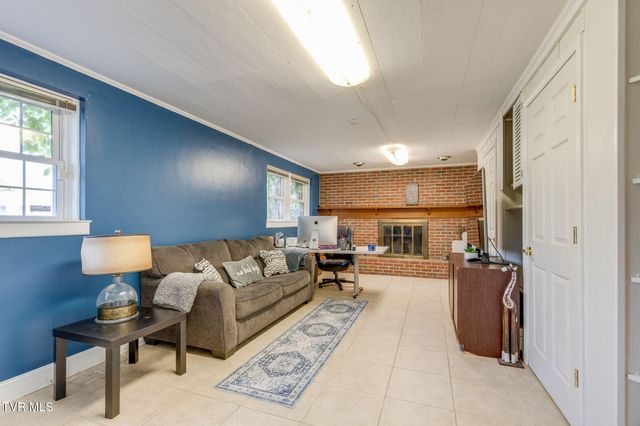 1801 Hermitage Drive, Kingsport, TN 37664