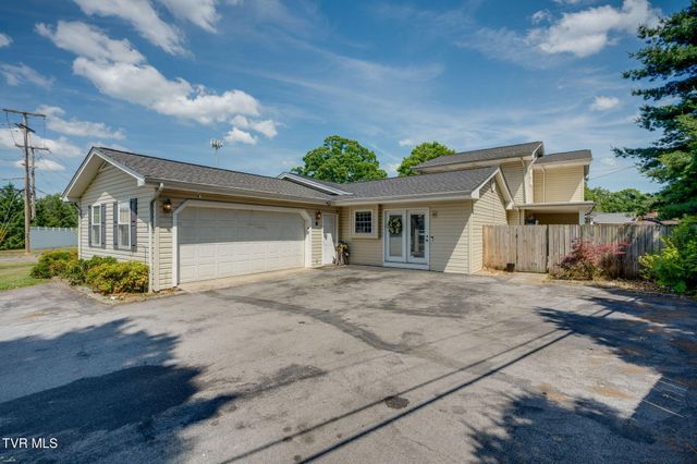 1801 Hermitage Drive, Kingsport, TN 37664