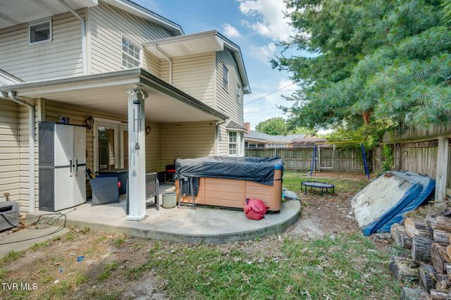 1801 Hermitage Drive, Kingsport, TN 37664