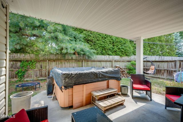 1801 Hermitage Drive, Kingsport, TN 37664