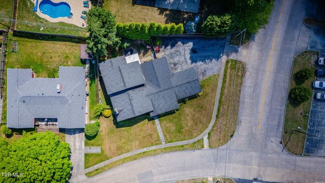 1801 Hermitage Drive, Kingsport, TN 37664