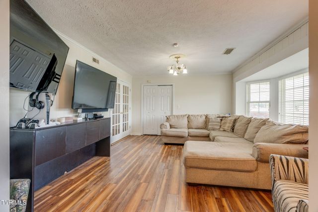 1801 Hermitage Drive, Kingsport, TN 37664