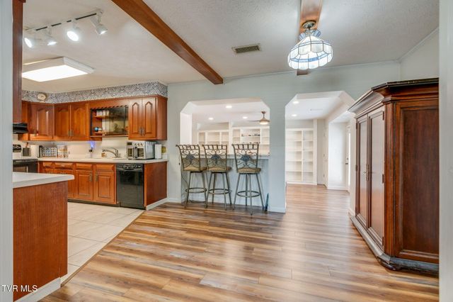 1801 Hermitage Drive, Kingsport, TN 37664