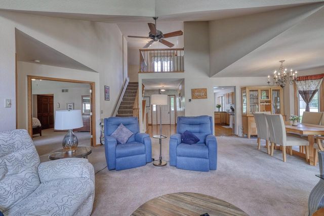 940 Spyglass HILL, Waterford, WI 53185