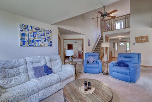 940 Spyglass HILL, Waterford, WI 53185