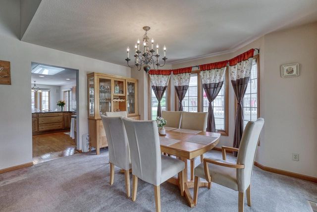 940 Spyglass HILL, Waterford, WI 53185