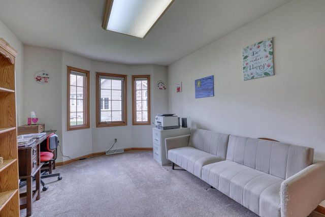 940 Spyglass HILL, Waterford, WI 53185