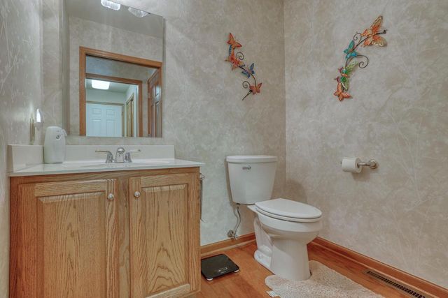 940 Spyglass HILL, Waterford, WI 53185
