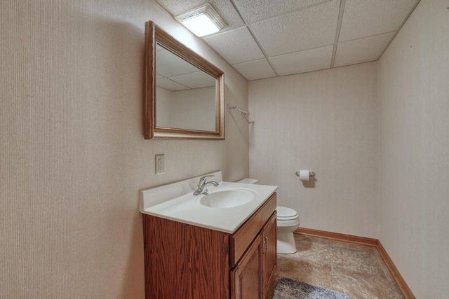 940 Spyglass HILL, Waterford, WI 53185
