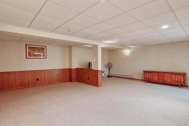 940 Spyglass HILL, Waterford, WI 53185