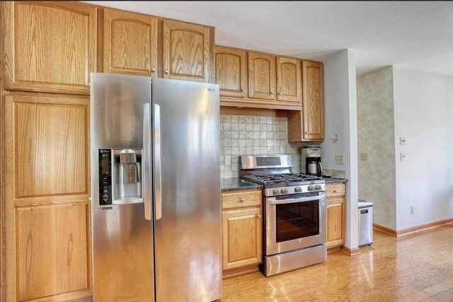 940 Spyglass HILL, Waterford, WI 53185