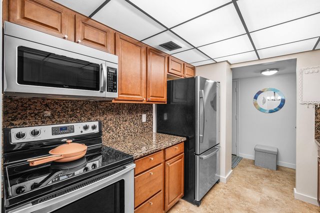 950 Ponce De Leon Road 209, Boca Raton, FL 33432