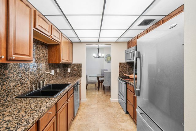 950 Ponce De Leon Road 209, Boca Raton, FL 33432