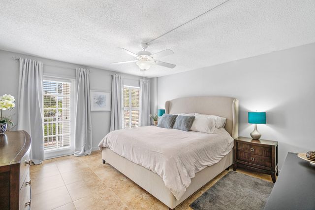 950 Ponce De Leon Road 209, Boca Raton, FL 33432