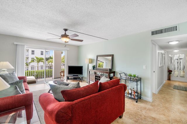 950 Ponce De Leon Road 209, Boca Raton, FL 33432