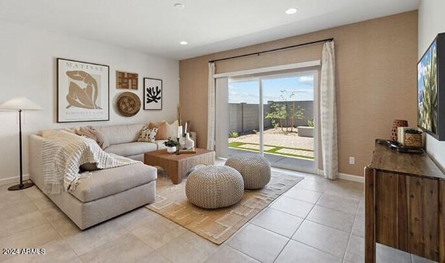 1568 W HESS Avenue, Coolidge, AZ 85128