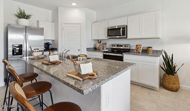 1568 W HESS Avenue, Coolidge, AZ 85128