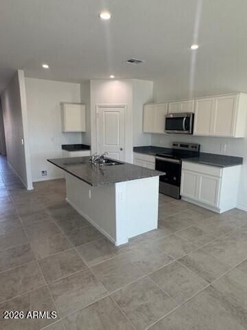 1568 W HESS Avenue, Coolidge, AZ 85128