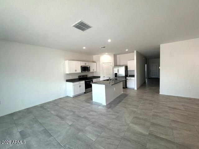 1568 W HESS Avenue, Coolidge, AZ 85128