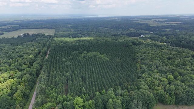 64500 Setzke Rd, Ashland, WI 54806