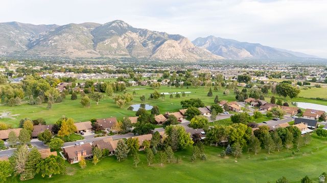 38 N WHITE BARN DR, Pleasant View, UT 84414