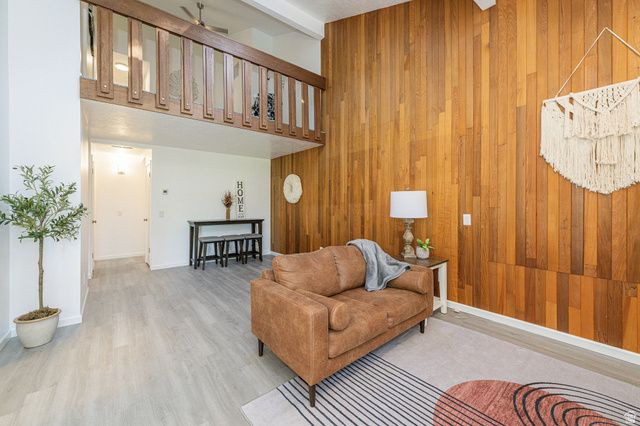 38 N WHITE BARN DR, Pleasant View, UT 84414